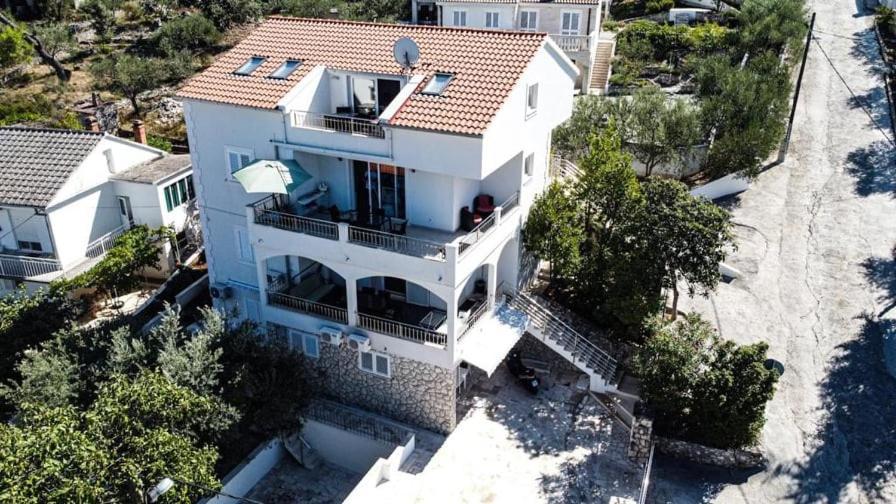 Ferienwohnung Genesis 4 Trogir Exterior foto