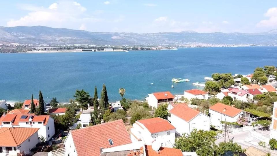 Ferienwohnung Genesis 4 Trogir Exterior foto