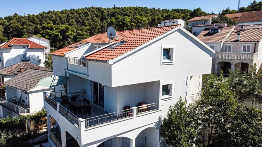 Ferienwohnung Genesis 4 Trogir Exterior foto